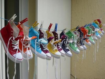 1 série de CONVERSES!